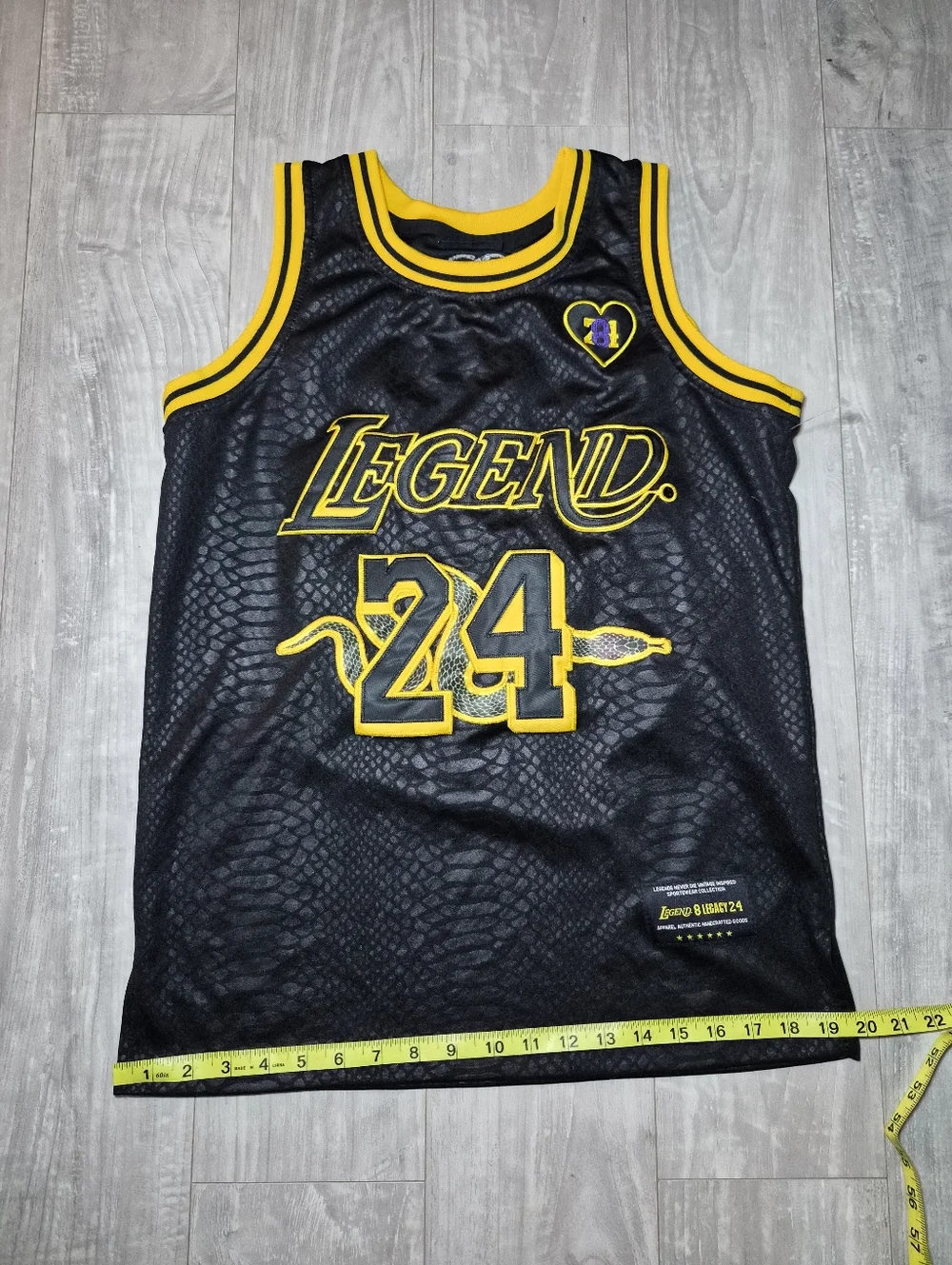 Men's Legend 8 24 Basketball Jersey 90S Hip Hop Sports Top Snakeskin